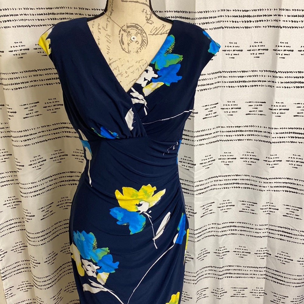 Lauren Ralph Lauren Floral Print Ruched Dress- Size 8